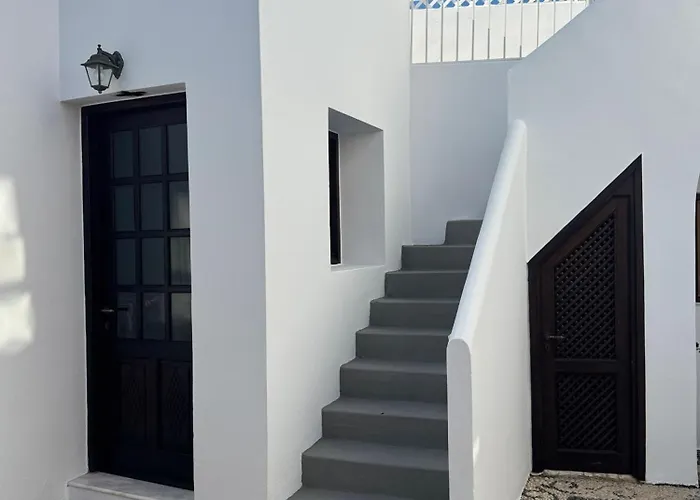 Elegant-Lindian Villa Marietta